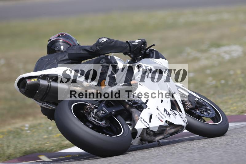 /37 09.08.2026  Pluess Motosport ADR/Freies Fahren/458